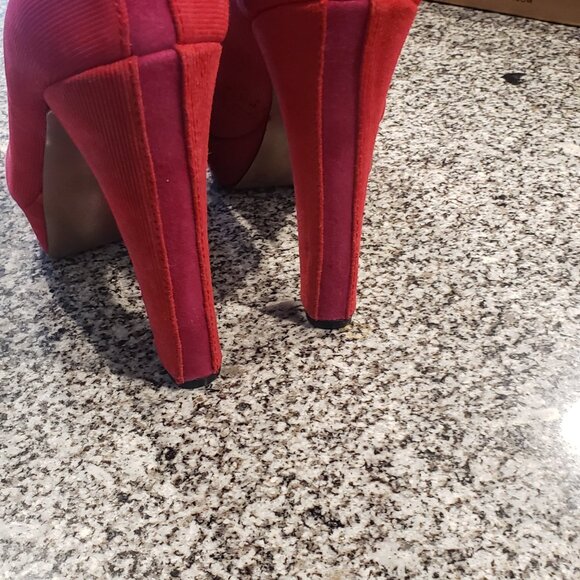 BCBG Jodeci Raspberry Textured Suede Open-toe Platform heel Pumps - Picture 4 of 6